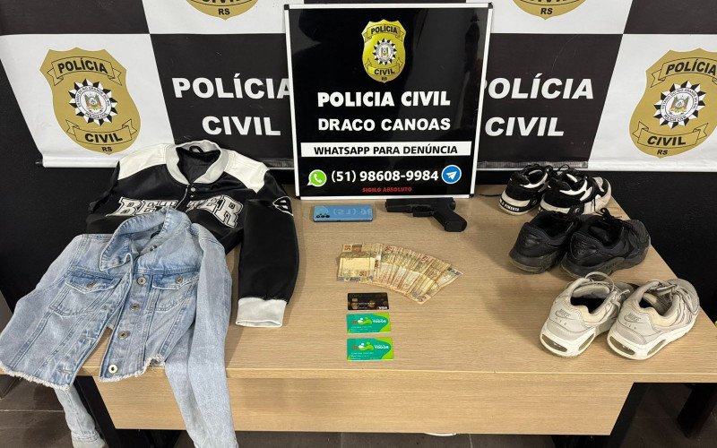 Casal tinha cartões de crédito e outros objetos roubados | abc+