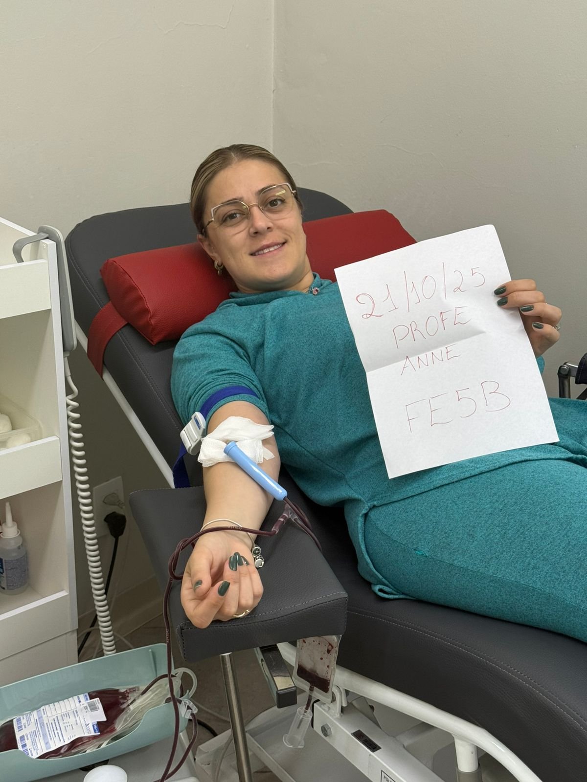 Professora da escola, Anne Liese Claro | abc+