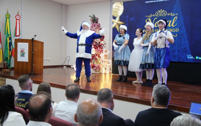 Papai Noel do Natal Novo Hamburgo 2025 será azul
