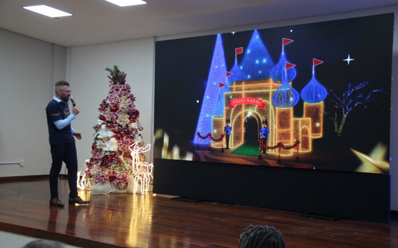 Prefeito Gustavo Finck mostra como será a decoração do Natal Novo Hamburgo