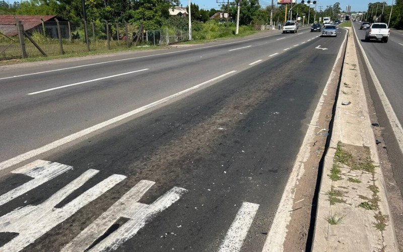 Acidente aconteceu na manhã desta terça-feira (11), no sentido Portão-São Leopoldo | abc+