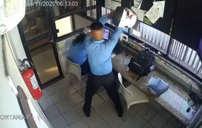 VÍDEO: Homem agride colega de trabalho com capacete após discussão em condomínio