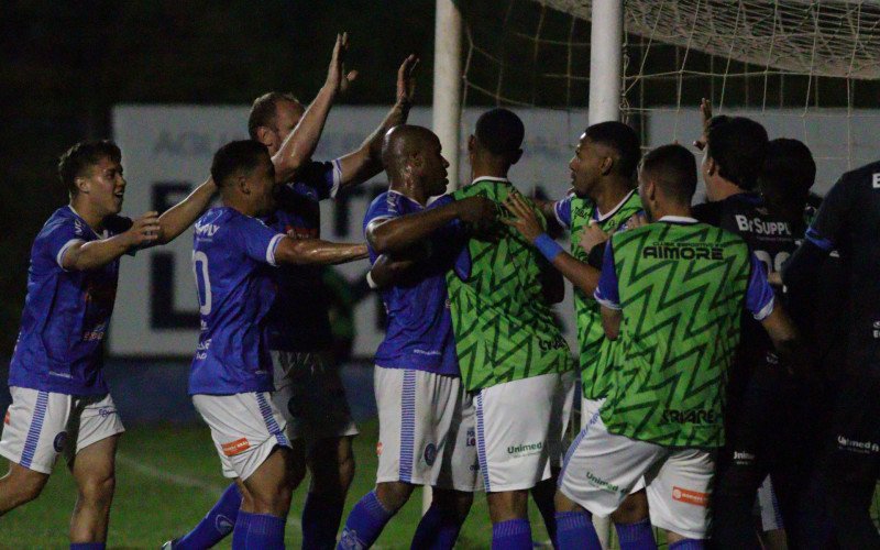 Aimoré x Esportivo