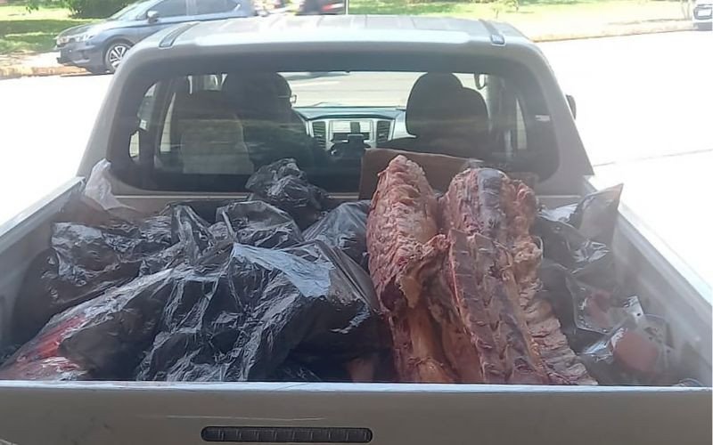 Apreensão de 451 quilos de carne em estabelecimento em Novo Hamburgo