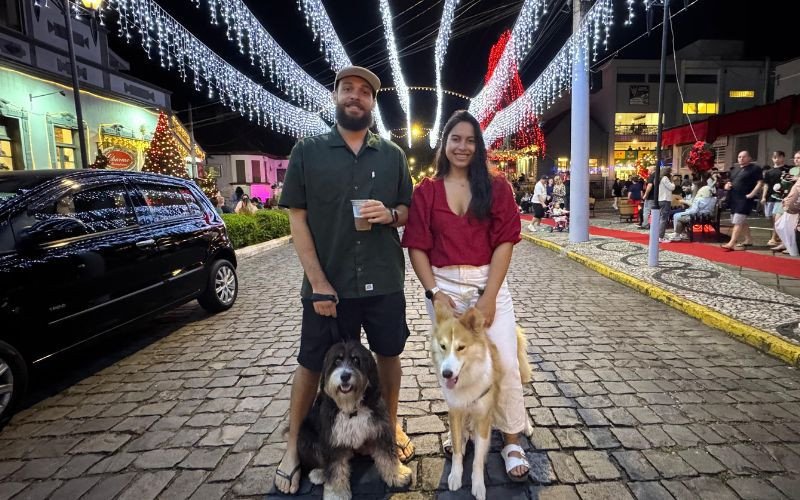 Ricardo dos Santos e Carolina Bernardo Silveira