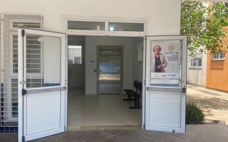 Entrada do do ambulatório do Programa Saúde 60+ RS, em Novo Hamburgo