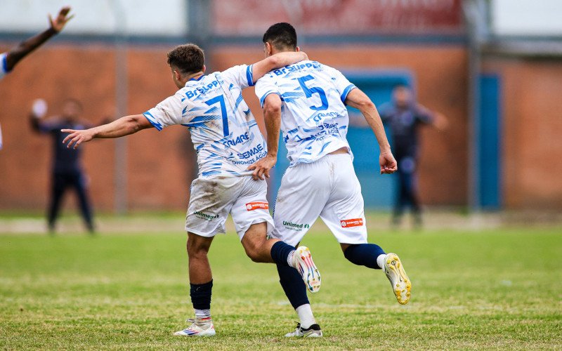 Com gol de Araújo (5), Aimoré passou pelo Esportivo | abc+