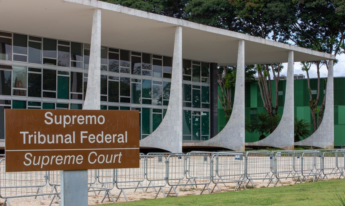 STF forma maioria para condenar mais nove réus pela trama golpista  | abc+