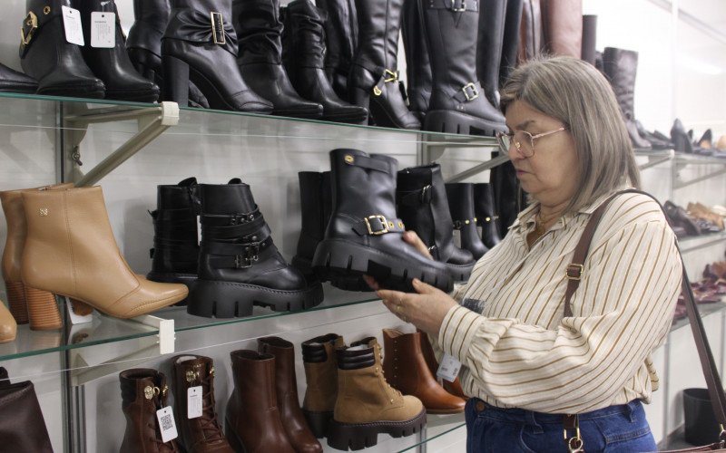 Fatima de olho nas botas na edição da Zero+, em Novo Hamburgo | abc+