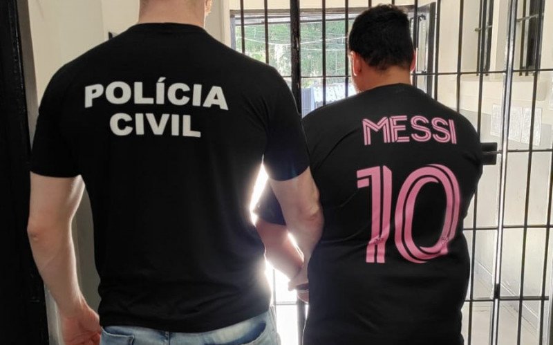 Homem foi preso em flagrante pela Polícia, em registro de violência doméstica