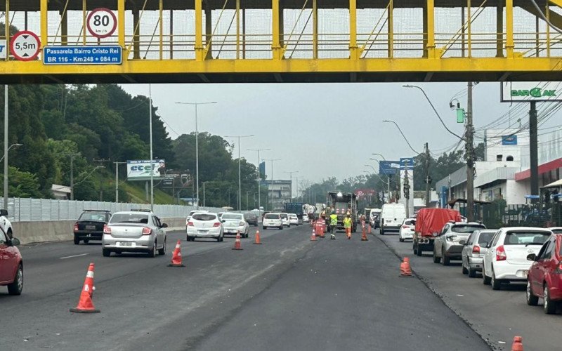 BR-116: Manhã de caos na rodovia por conta de obras e acidente 
