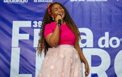 Dia da Consciência Negra: escritora usa livro infantil como instrumento de representatividade