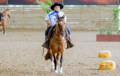 Ginete canoense vence categoria infantil no Freio Jovem 2025