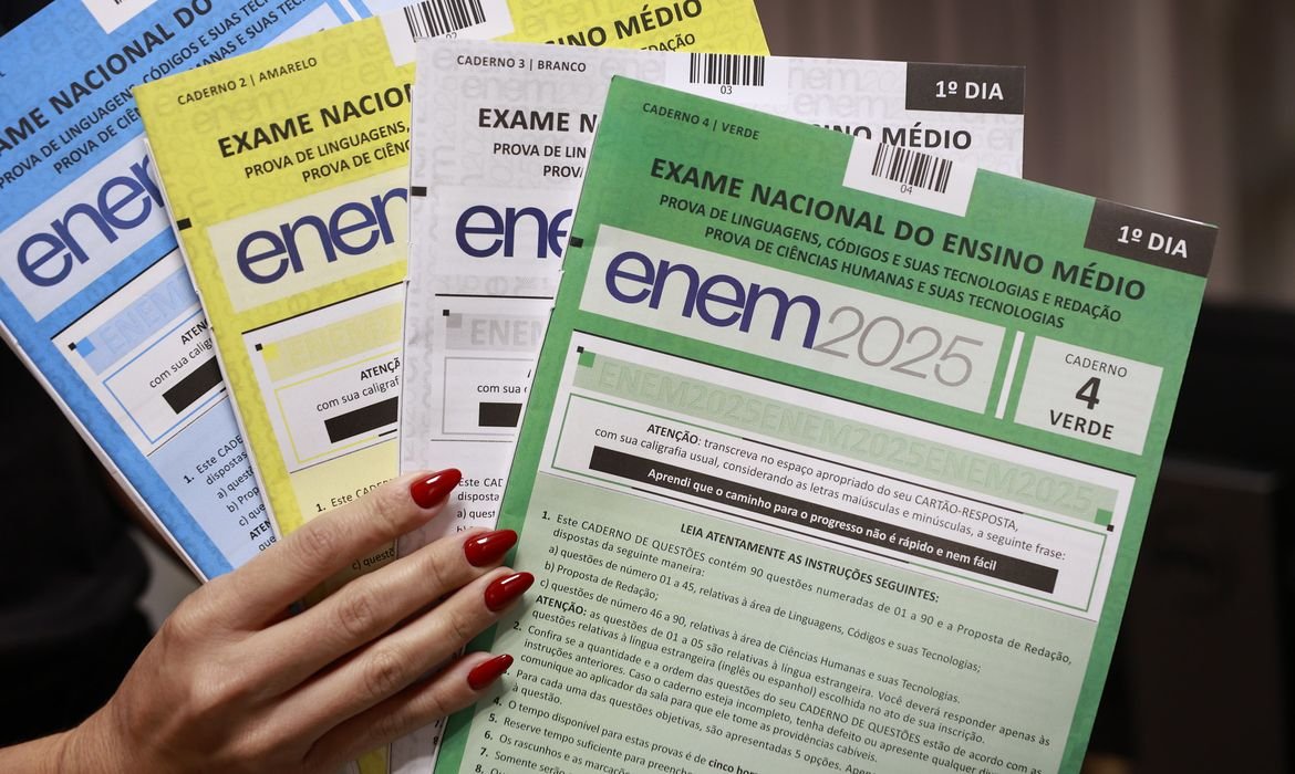 Enem 2025: divulgados gabaritos e cadernos de provas do 2º dia  | abc+