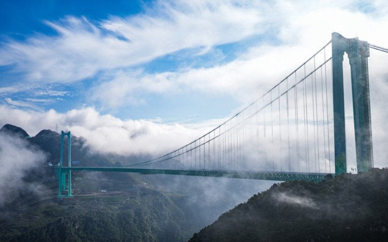 Ponte do Cânion Huajiang na China é a ponte mais alta do mundo