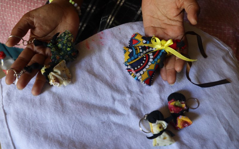 Surgidas no período escravagista, as bonecas abayomi eram uma ferramenta de sobrevivência  | abc+