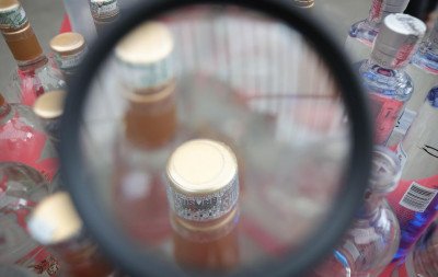 Brasil chega a 16 mortes confirmadas de intoxicação por metanol