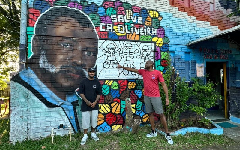 Raniel e Ezequiel mostram a obra na Casa da Praça | abc+