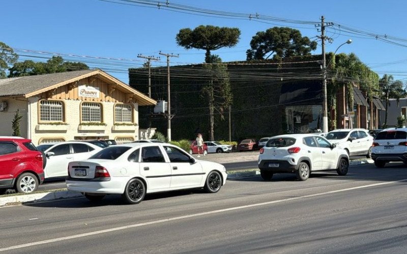 Trânsito foi liberado por volta das 16 horas desta quinta-feira