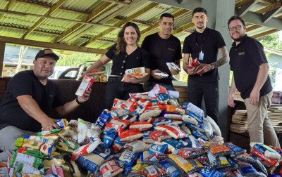 Troca de alimentos por ingressos de parques rende ajuda para duas instituições de Gramado e Canela