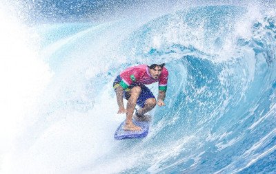 Gabriel Medina retorna ao Circuito Mundial de Surfe em 2026