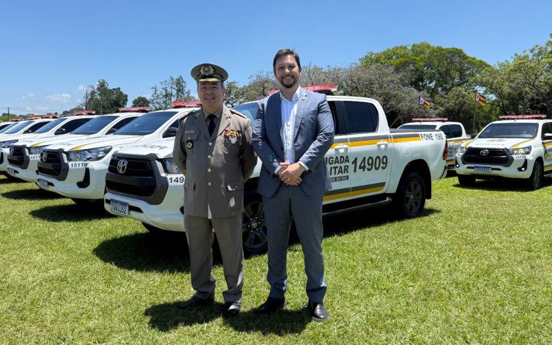 Entrega de viatura para Brigada Militar em Canela