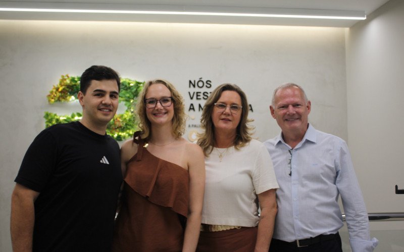 Davi Paludo (à esquerda) conta com o apoio da família na expansão dos negócios | abc+