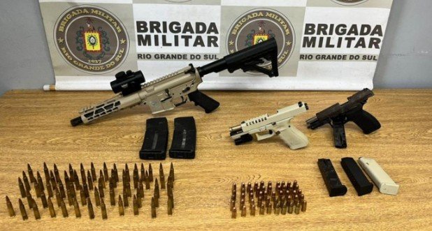 Armamento apreendido em Nova Santa Rita surpreendeu a Brigada Militar nesta quinta-feira (21) | abc+
