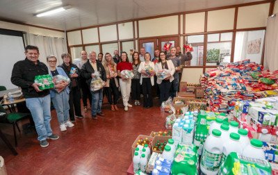 NATAL LUZ: Campanha de troca solidária de alimentos encerra após ingressos esgotarem