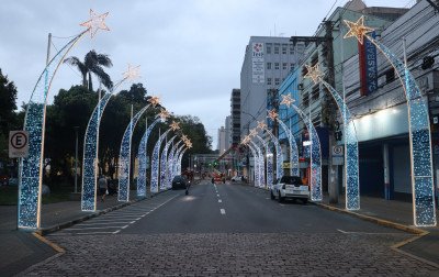 Novo Hamburgo abre chamamento para comerciantes e artistas atuarem no Natal 2025