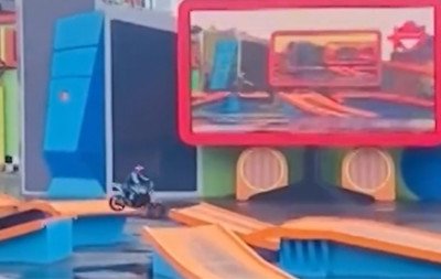 VÍDEO: Motociclista morre após acidente em show no Beto Carrero World