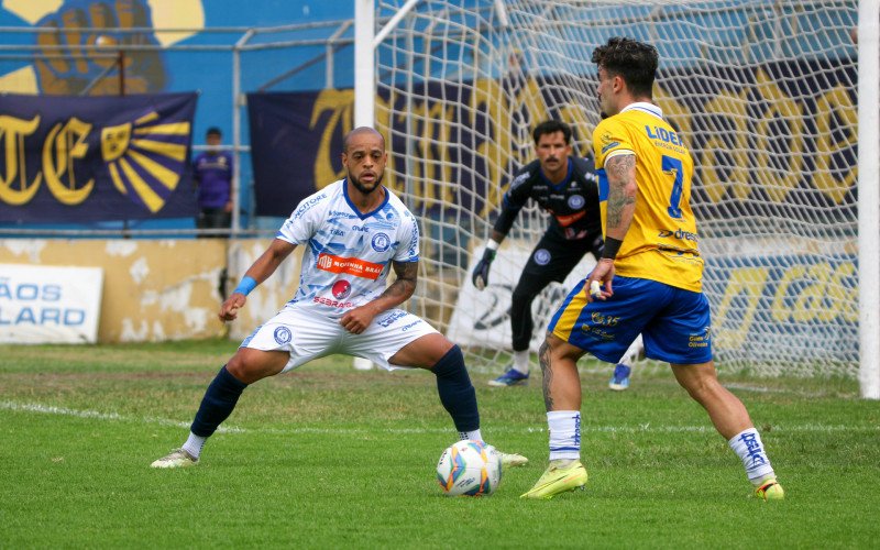 Atento no gol, Enzo foi o destaque do Aimoré na classificação | abc+