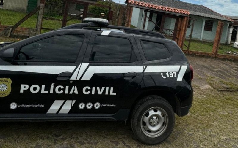 Mulher foi encontrada morta no interior de uma fossa séptica, em Balneário Pinhal