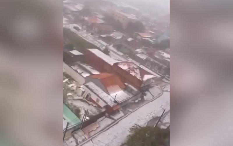 Granizo cobre cidade no Paraná e causa danos em residências | abc+