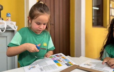 Primeiro dia de Feira do Livro de Novo Hamburgo oferece atividades artesanais e educativas para estudantes