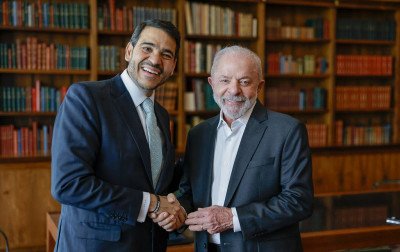 "Sinceramente, não entendo o porquê da polêmica", afirma Lula sobre indicação de Messias ao STF