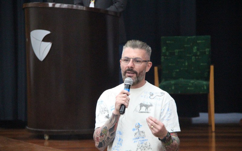 Prefeito de Novo Hamburgo, Gustavo Finck, deu início à Audiência Pública | abc+