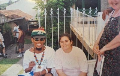 Músicos de Jimmy Cliff tiraram fotos e distribuíram autógrafos