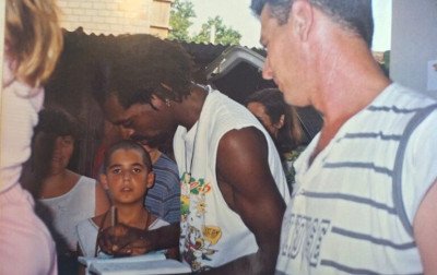 Músicos de Jimmy Cliff tiraram fotos e distribuíram autógrafos