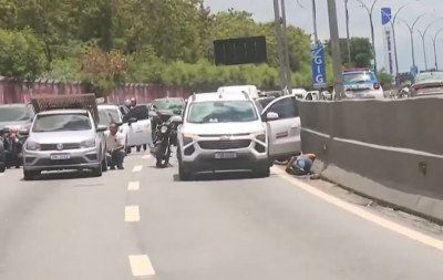 Criança é baleada dentro de escola e três pessoas morrem durante tiroteio no Rio de Janeiro