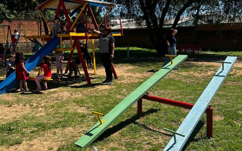Brinquedos recuperados na Praça Brinco de Princesa