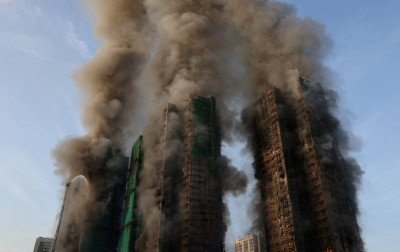 55 mortos e 279 desaparecidos: O que se sabe sobre incêndio mortal em Hong Kong
