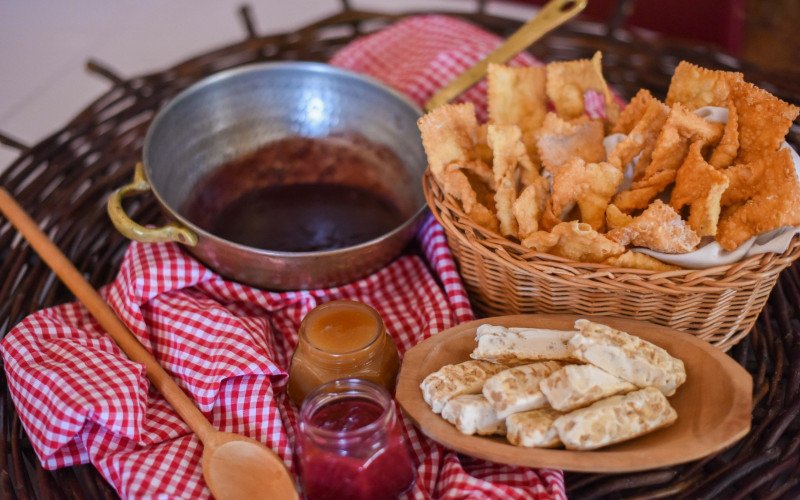 Livro detalha modo de preparo de 90 receitas da imigração italiana | abc+