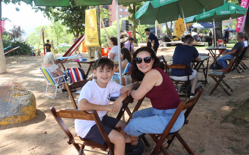 Daiane e Francisco aproveitando a última edição do Festeje Hamburgo Velho