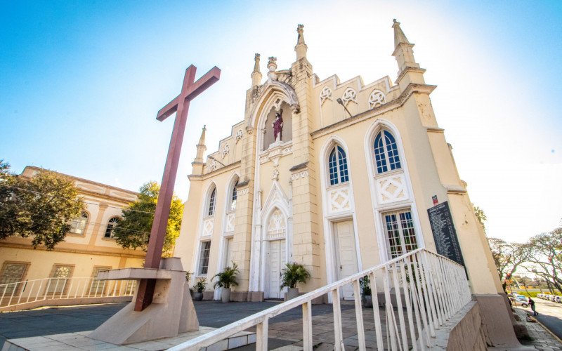 Paróquia Nossa Senhora da Conceição, junto à Praça Tiradentes, em São Leopoldo