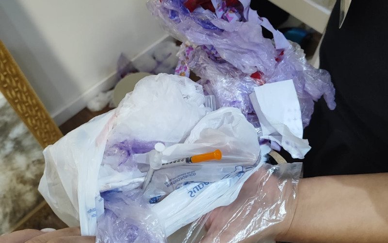 Equipamento foi apreendido na manhã desta segunda-feira (1°)