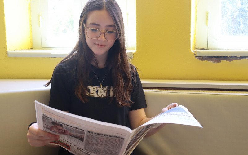 Projeto de dez alunos do 1º ano do ensino médio da IENH leva informação aos estudantes da instituição | abc+