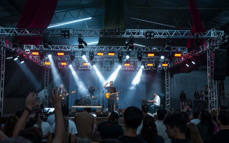 Banda Valente voltou a se apresentar para o público após seis anos longe dos palcos
