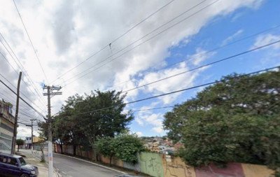 Mulher tem perna amputada e outra fica ferida após acidente com van na zona leste de São Paulo