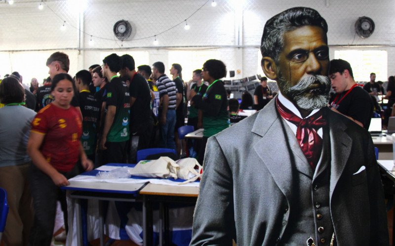 Torcidas, robôs e tecnologia transformam o IFSul em arena de inovação em Novo Hamburgo

